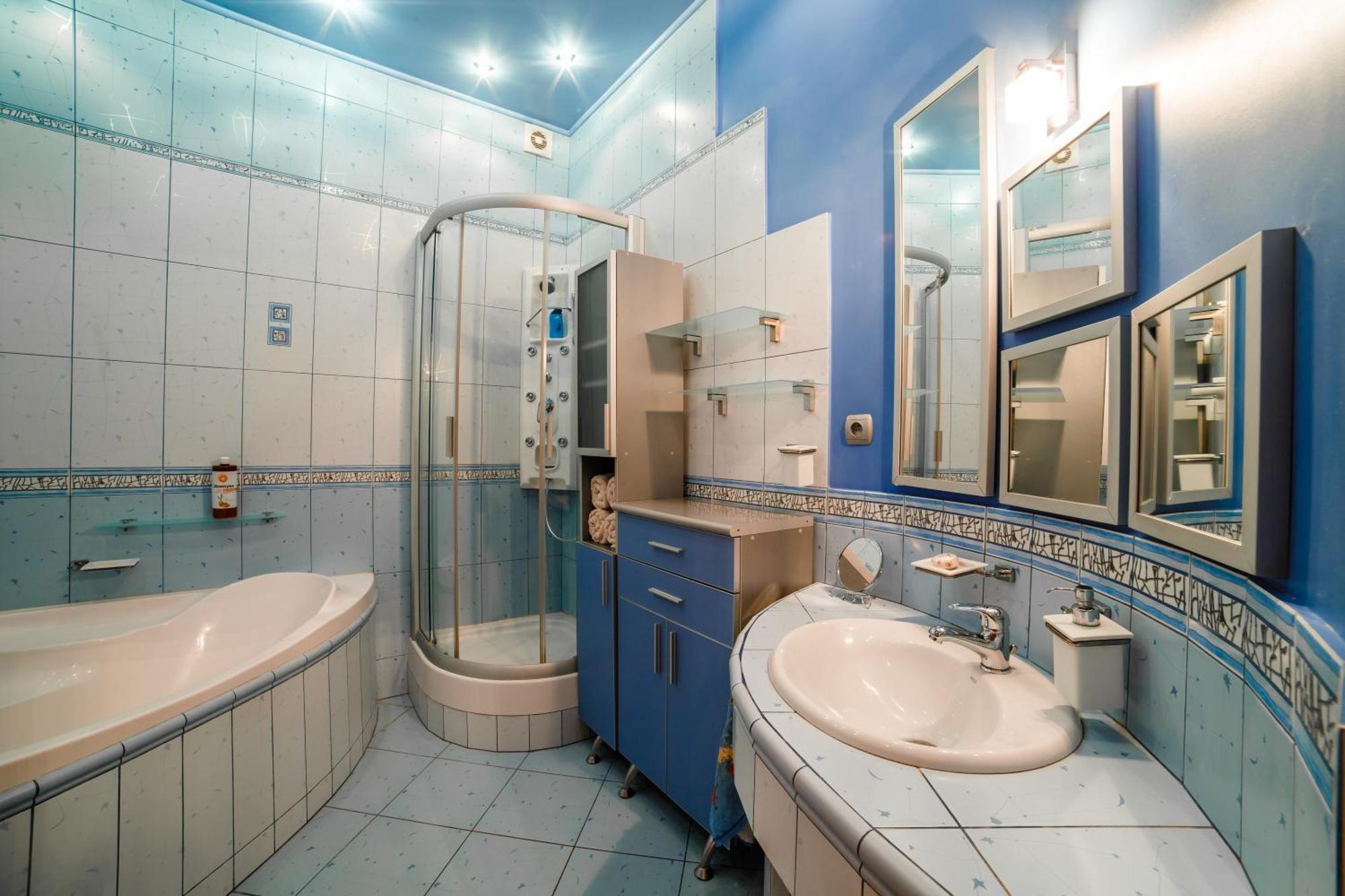 Modern On Mechnikova Street 18 Apartment *