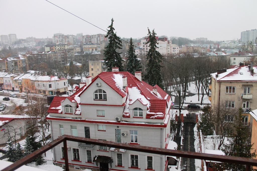 Modern On Mechnikova Street 18
